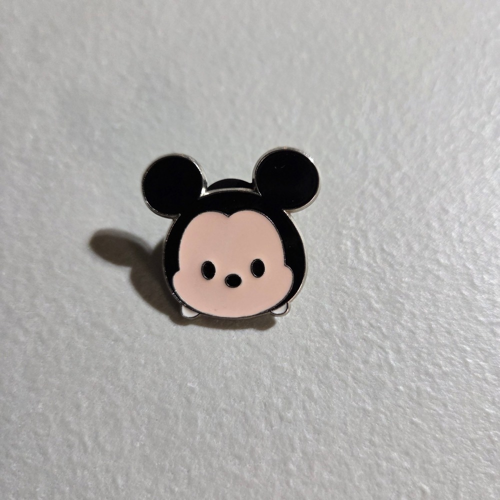 Disney Mickey Mouse Tsum Tsum Pin Unisex OS Black Peach Enamel Trading 2016